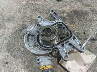 насос вакуумный Opel Zafira 1 поколение (A) [рестайлинг] (2003 - 2006), 2.0 л., DTi, Y 20 DTH, дизель, АКПП, 24406132