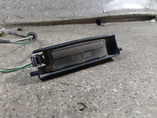 подсветка номера Toyota RAV4 2 поколение (XA20) (2000 - 2003)