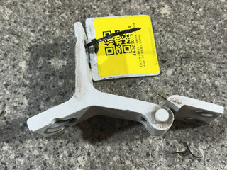 петля двери Audi 90 89/B3 1990