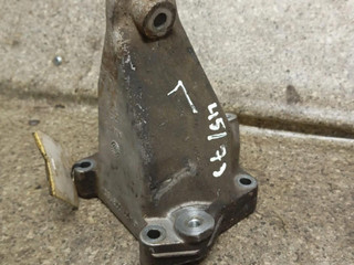 кронштейн двигателя Mercedes-Benz C-Класс W203/S203/CL203 (2000 - 2004), 1.8 л., Ti, M 271.946, бензин, АКПП, A2712230904
