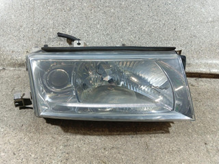 фара правая Skoda Octavia 1 поколение (A4) [рестайлинг] (2000 - 2010), 1U1941016E
