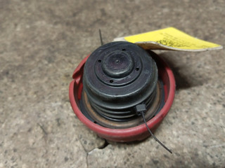 пробка топливного бака Audi 90 89/B3 (1987 - 1991), 2.2 л., i, KV, бензин, МКПП