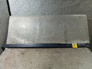 молдинг двери передней правой Audi 100 4A/C4 (1990 - 1994)