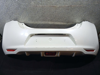 бампер задний Nissan Leaf 1 поколение (2009 - 2017), хетчбэк 5 дв.
