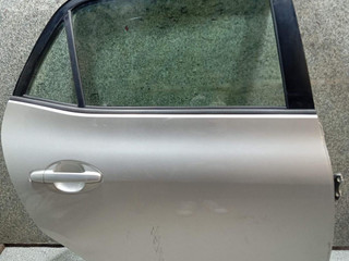 дверь задняя правая Toyota Auris 1 поколение (2006 - 2009)