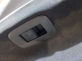 кнопка стеклоподъемника двери задней правой Toyota Auris 1 поколение (2006 - 2009)