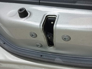 замок двери передней правой Toyota Auris 1 поколение (2006 - 2009)