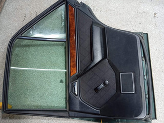 обшивка двери задняя правая Mercedes-Benz E-Класс W124 [рестайлинг] (1987 - 1993), седан