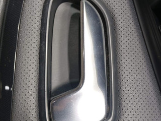ручка внутренняя передняя левая Kia Carens 3 поколение (2013 - 2019), минивэн