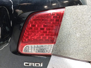 фонарь крышки багажника правый Kia Sorento 2 поколение (2009 - 2012)