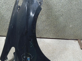 крыло переднее правое Toyota Prius 3 поколение (2009 - 2011)