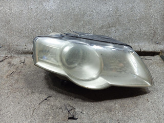 фара правая Volkswagen Passat B6 (2005 - 2010), 3C0941006M