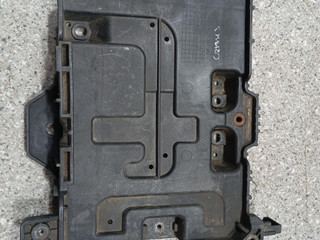 полка аккумулятора Kia Carens 3 поколение (2013 - 2019), 1.7 л., CRDi, дизель, 37150-A4100