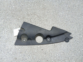 планка под капот Nissan Murano Z50 (2002 - 2008), 3.5 л., i, АКПП, полный привод, 62581CA000
