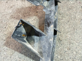 Крепление бампера переднего Audi Q7 4L (2005 - 2009), 3.0 л., дизель, 4L0807334