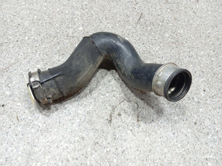 патрубок интеркулера Audi Q7 4L (2005 - 2009), 3.0 л., дизель, 7L6145738A
