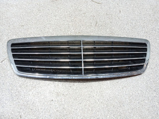 решетка радиатора Mercedes-Benz S-Класс W220 [рестайлинг] (2002 - 2005), A2208800583