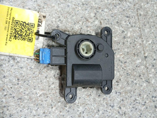 моторчик заслонки печки Kia Sorento 2 поколение (2009 - 2012), H40073-0880