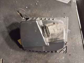 корпус воздушного фильтра Opel Zafira 2 поколение (B) (2005 - 2008), 55557127