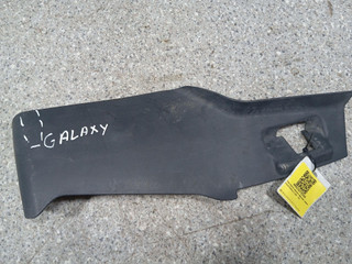 накладка заднего фонаря левая Ford Galaxy 2 поколение (2006 - 2010), 6M21-13N553-A