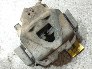 суппорт BMW X1 E84 (2009 - 2012), 2.0 л., дизель, АКПП, задний привод