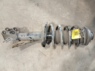 стойка передняя правая Opel Zafira 2 поколение (B) (2005 - 2008), 1.9 л., CDTi, дизель