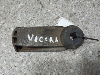 кронштейн радиатора Opel Vectra C (2002 - 2005), 9202795