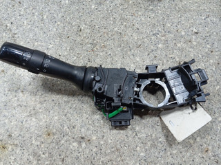 переключатель подрулевой (стрекоза) Toyota Prius 3 поколение (2009 - 2011), 1.8 л., бензин