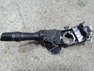 переключатель подрулевой (стрекоза) Toyota Prius 3 поколение (2009 - 2011), 1.8 л., бензин