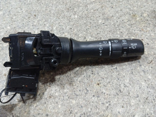 переключатель подрулевой (стрекоза) Toyota Prius 3 поколение (2009 - 2011), 1.8 л., бензин