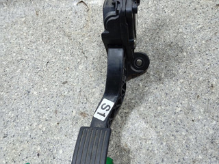 педаль Kia Rio 3 поколение (2011 - 2015), 1.2 л., бензин, МКПП