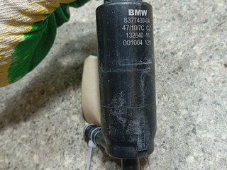 насос (моторчик) омывателя фар BMW X1 E84 (2009 - 2012), 2.0 л., дизель, АКПП, задний привод, 8377430-04, 132640-11