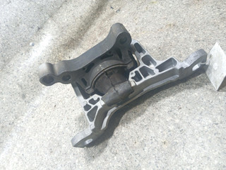 подушка крепления двигателя Ford Focus 3 поколение (2011 - 2015), 1.6 л., бензин