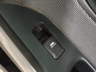 кнопка стеклоподъемника двери задней правой Kia Ceed 2 поколение (2012 - 2015), универсал