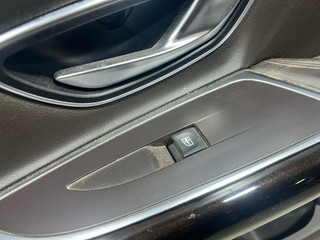 кнопка стеклоподъемника двери Renault Espace 5 поколение (2015 - 2019), 1.6 л., дизель