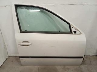дверь передняя правая Skoda Octavia 1 поколение (A4) [рестайлинг] (2000 - 2010)