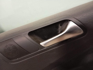 ручка внутренняя задняя правая Volkswagen Passat B6 (2005 - 2010), седан