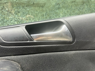 ручка внутренняя передняя правая Volkswagen Passat B6 (2005 - 2010), седан