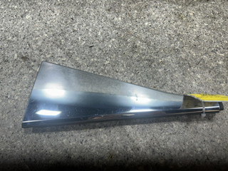 молдинг крыши Peugeot 3008 2 поколение (2017 - 2026), 1.6 л., дизель, 9814047277