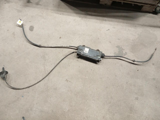 электроручник Renault Scenic 2 поколение (2003 - 2006), 8200396850