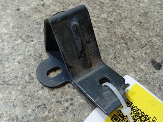 кронштейн радиатора Nissan Qashqai 1 поколение (2006 - 2010), 1.5 л., дизель