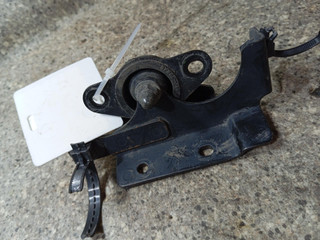 кронштейн радиатора Nissan Qashqai 1 поколение (2006 - 2010), 1.5 л., дизель
