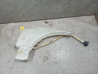 бачок омывателя BMW X1 E84 (2009 - 2012), 2.0 л., дизель, АКПП, задний привод, 2992304