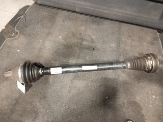 полуось передняя правая (приводной вал, ШРУС) Volkswagen Passat B6 (2005 - 2010), 2.0 л., TDi, 6МКПП, 1K0407272EN