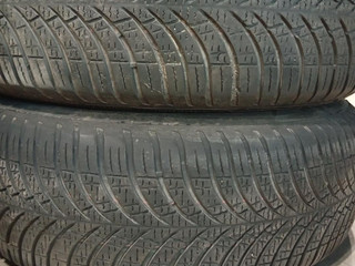 шина Volkswagen Jetta 6 поколение (2010 - 2015), 1.4 л., гибрид