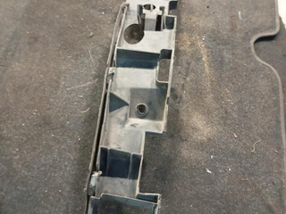 Крепление бампера переднего Volkswagen Touareg 1 поколение (2002 - 2007), 7L6807183C
