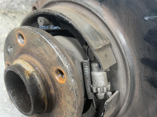 механизм стояночного тормоза (ручника) Volkswagen Touareg 1 поколение (2002 - 2007), 2.5 л., TDi, дизель, полный привод