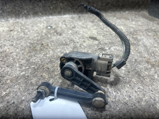 датчик дорожного просвета задний Volkswagen Touareg 1 поколение (2002 - 2007), 2.5 л., TDi, дизель, полный привод, 7L0616571B