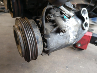 компрессор кондиционера Opel Astra G (1998 - 2009), 1.7 л., X 17 DTL, дизель, МКПП