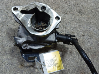 насос вакуумный Renault Megane 3 поколение (2008 - 2014), 1.5 л., K9K 836, дизель, 82010053060-B